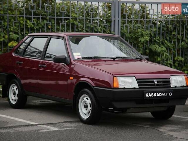 Красный ВАЗ 21099, объемом двигателя 1.6 л и пробегом 10 тыс. км за 7500 $, фото 2 на Automoto.ua