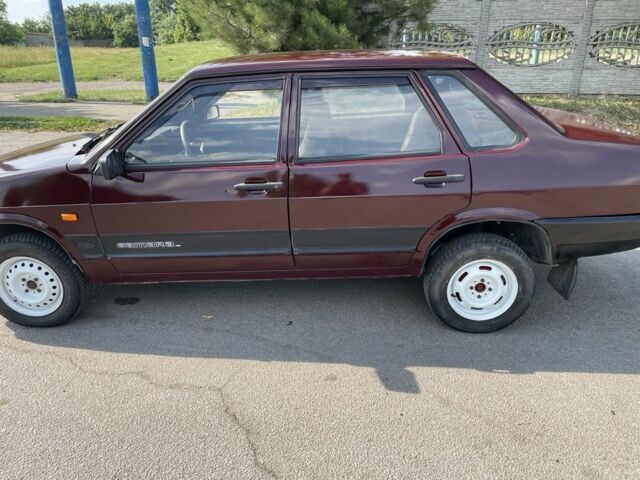 Красный ВАЗ 21099, объемом двигателя 1.5 л и пробегом 30 тыс. км за 1150 $, фото 1 на Automoto.ua