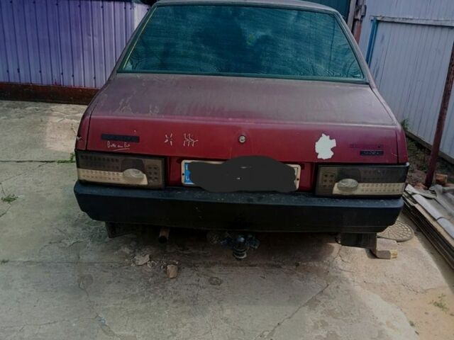 Красный ВАЗ 21099, объемом двигателя 1.5 л и пробегом 1 тыс. км за 550 $, фото 4 на Automoto.ua