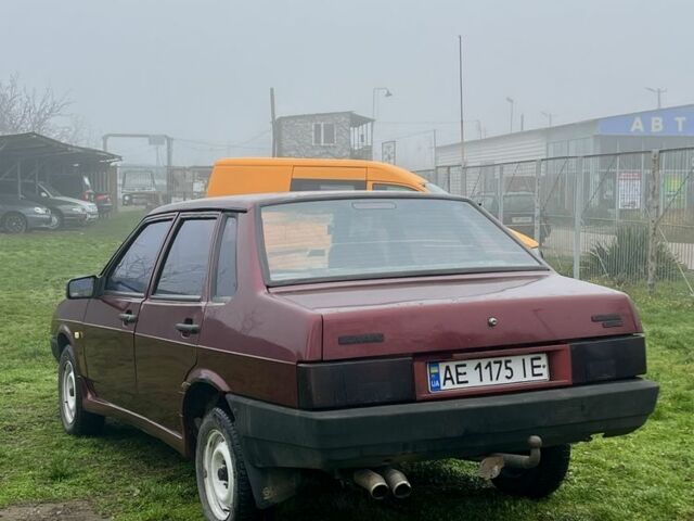 Красный ВАЗ 21099, объемом двигателя 1.5 л и пробегом 215 тыс. км за 1300 $, фото 1 на Automoto.ua