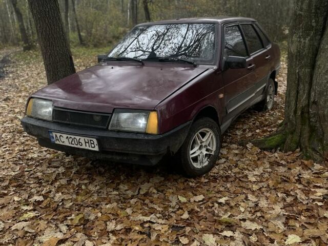 Красный ВАЗ 21099, объемом двигателя 1.5 л и пробегом 177 тыс. км за 1350 $, фото 3 на Automoto.ua