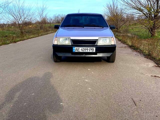 Красный ВАЗ 21099, объемом двигателя 1.5 л и пробегом 300 тыс. км за 1650 $, фото 1 на Automoto.ua