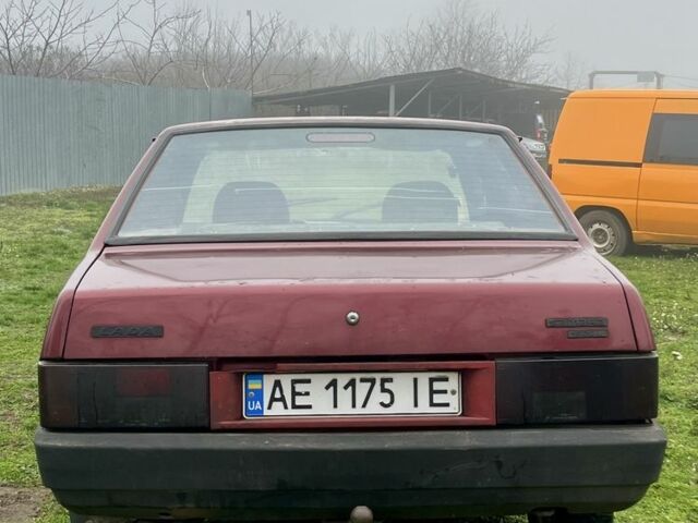 Красный ВАЗ 21099, объемом двигателя 1.5 л и пробегом 215 тыс. км за 1300 $, фото 5 на Automoto.ua
