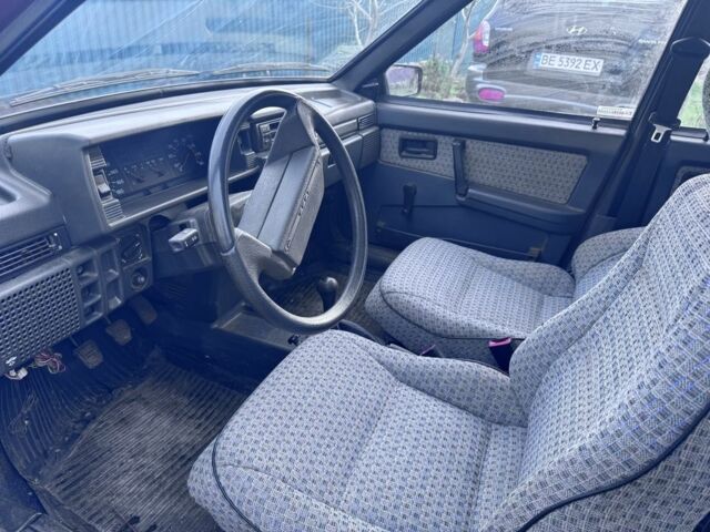 Красный ВАЗ 21099, объемом двигателя 1.5 л и пробегом 65 тыс. км за 1250 $, фото 3 на Automoto.ua