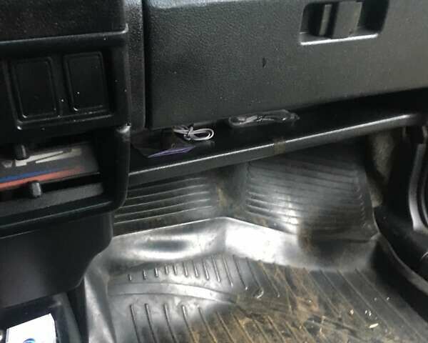 Красный ВАЗ 21099, объемом двигателя 1.5 л и пробегом 225 тыс. км за 1200 $, фото 7 на Automoto.ua