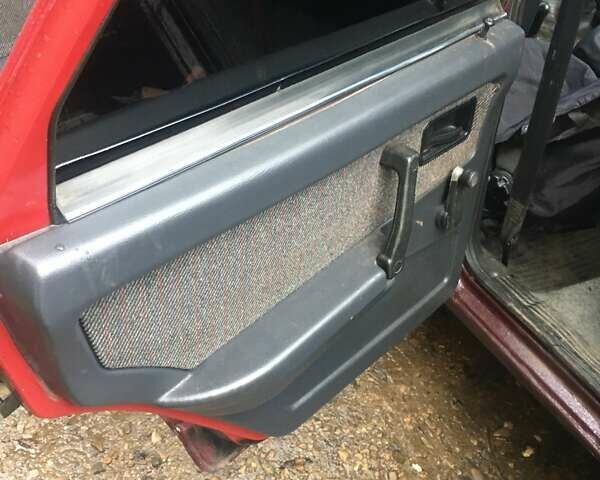 Красный ВАЗ 21099, объемом двигателя 1.5 л и пробегом 225 тыс. км за 1200 $, фото 5 на Automoto.ua