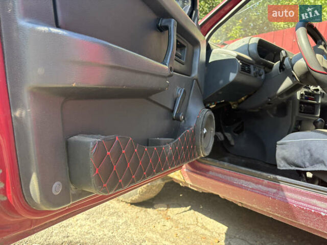 Червоний ВАЗ 21099, об'ємом двигуна 1.5 л та пробігом 263 тис. км за 2000 $, фото 8 на Automoto.ua