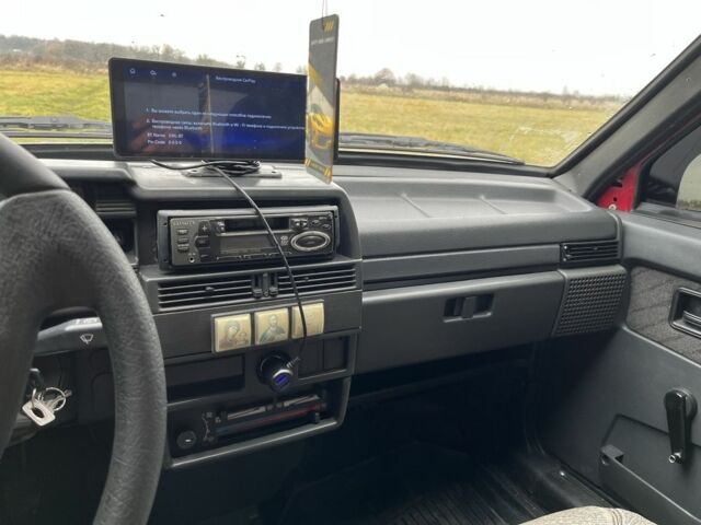 Красный ВАЗ 21099, объемом двигателя 1.5 л и пробегом 156 тыс. км за 1399 $, фото 4 на Automoto.ua