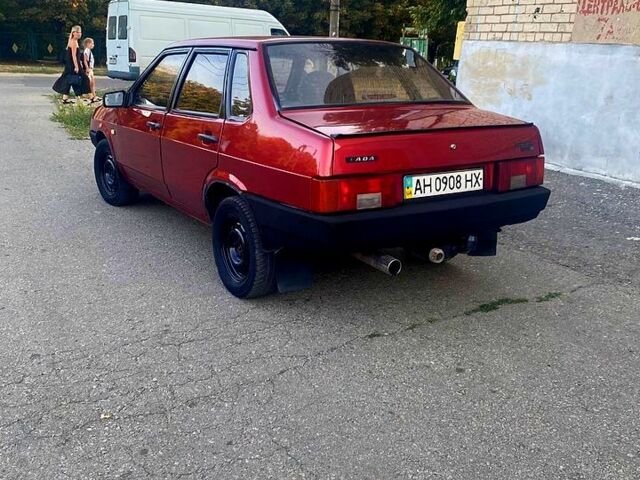 Червоний ВАЗ 21099, об'ємом двигуна 1.5 л та пробігом 300 тис. км за 1760 $, фото 1 на Automoto.ua
