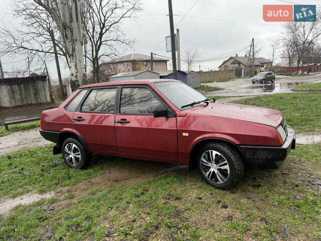 Красный ВАЗ 21099, объемом двигателя 1.5 л и пробегом 200 тыс. км за 1800 $, фото 3 на Automoto.ua