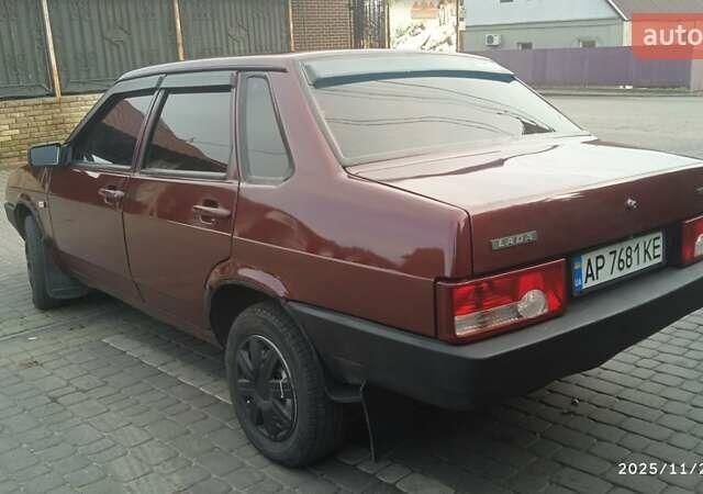 Красный ВАЗ 21099, объемом двигателя 1.5 л и пробегом 250 тыс. км за 1750 $, фото 2 на Automoto.ua