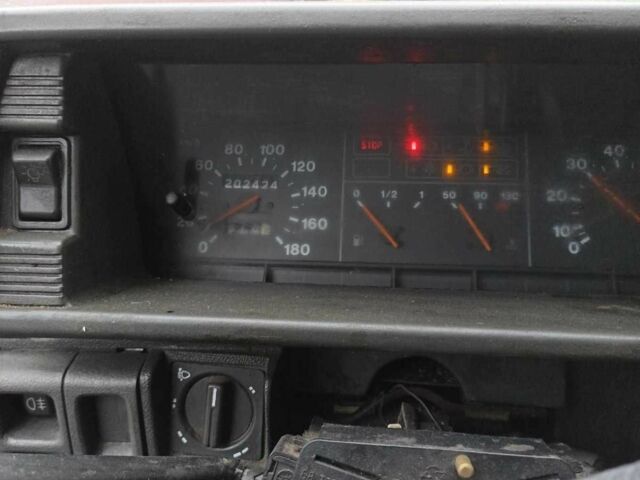 Красный ВАЗ 21099, объемом двигателя 0 л и пробегом 200 тыс. км за 750 $, фото 3 на Automoto.ua