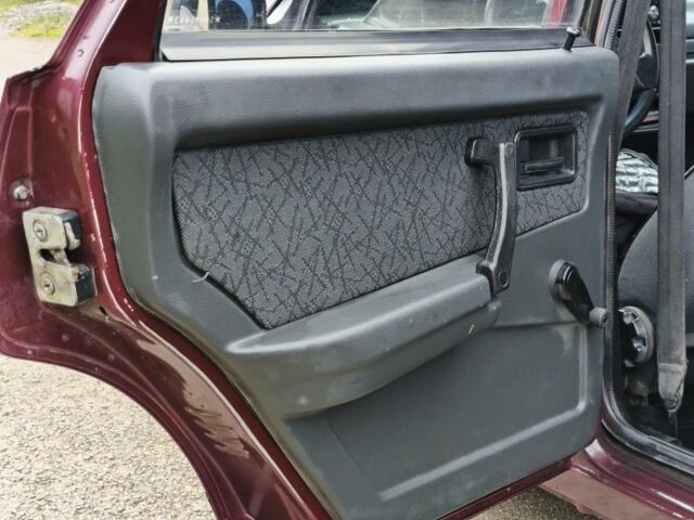 Красный ВАЗ 21099, объемом двигателя 1.5 л и пробегом 163 тыс. км за 999 $, фото 15 на Automoto.ua