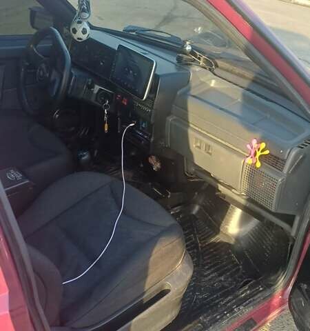 Червоний ВАЗ 21099, об'ємом двигуна 1.5 л та пробігом 185 тис. км за 1800 $, фото 7 на Automoto.ua