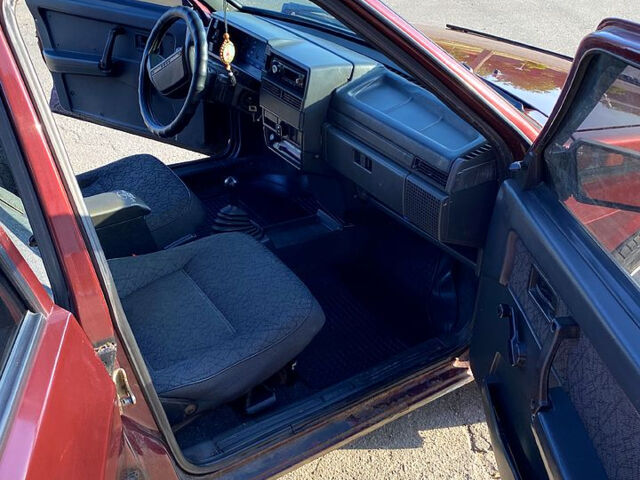 Красный ВАЗ 21099, объемом двигателя 1.5 л и пробегом 217 тыс. км за 1400 $, фото 10 на Automoto.ua