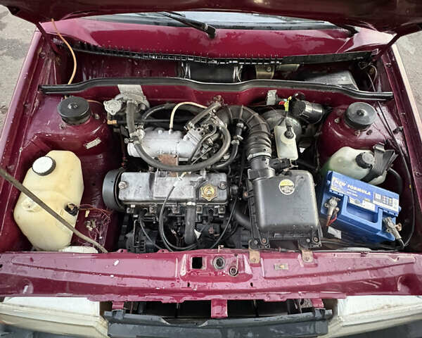 Красный ВАЗ 21099, объемом двигателя 1.6 л и пробегом 280 тыс. км за 1400 $, фото 4 на Automoto.ua