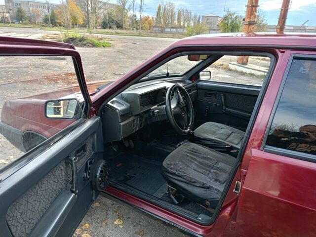 Красный ВАЗ 21099, объемом двигателя 1.5 л и пробегом 100 тыс. км за 1550 $, фото 6 на Automoto.ua