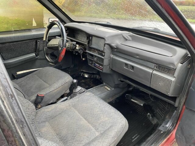 Красный ВАЗ 21099, объемом двигателя 1.5 л и пробегом 300 тыс. км за 800 $, фото 4 на Automoto.ua