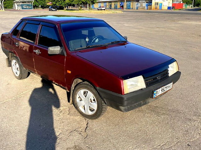 Красный ВАЗ 21099, объемом двигателя 1.5 л и пробегом 217 тыс. км за 1400 $, фото 6 на Automoto.ua