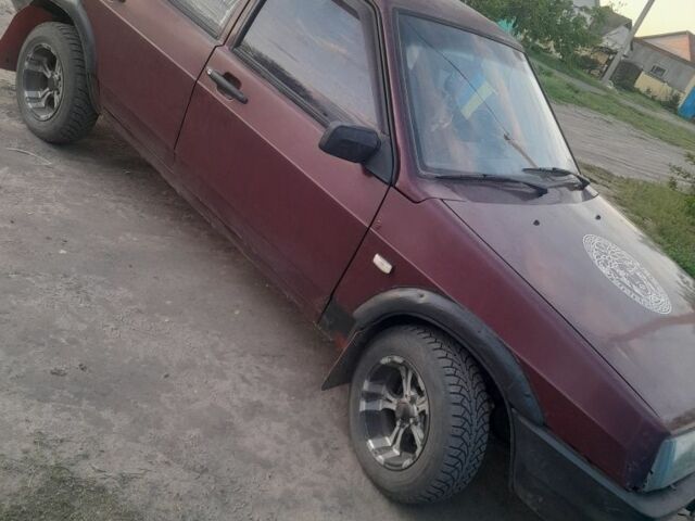 Красный ВАЗ 21099, объемом двигателя 1.5 л и пробегом 3 тыс. км за 1182 $, фото 5 на Automoto.ua
