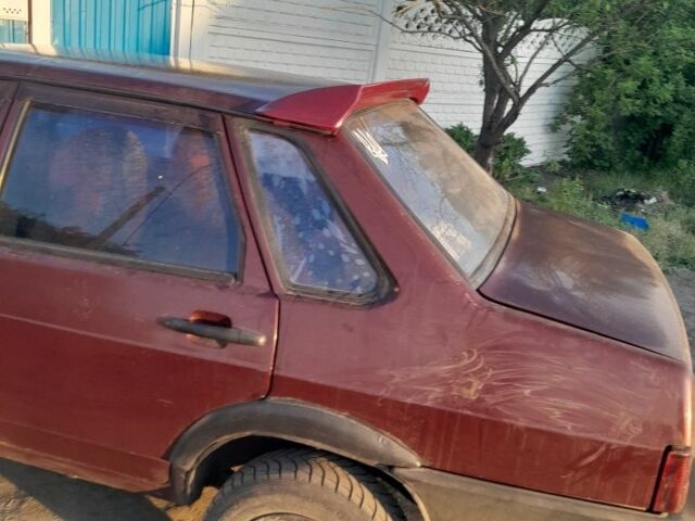 Красный ВАЗ 21099, объемом двигателя 1.5 л и пробегом 3 тыс. км за 1182 $, фото 1 на Automoto.ua