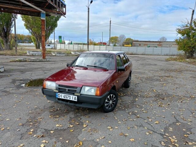 Красный ВАЗ 21099, объемом двигателя 1.5 л и пробегом 100 тыс. км за 1550 $, фото 1 на Automoto.ua