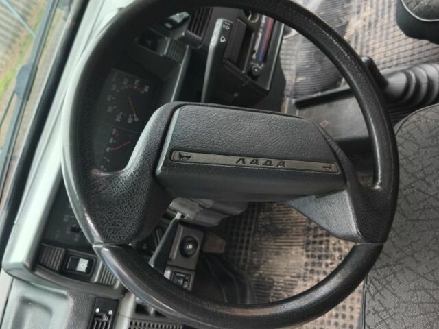 Червоний ВАЗ 21099, об'ємом двигуна 1.5 л та пробігом 1000 тис. км за 1300 $, фото 4 на Automoto.ua