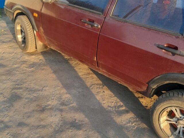 Красный ВАЗ 21099, объемом двигателя 1.5 л и пробегом 3 тыс. км за 1182 $, фото 2 на Automoto.ua