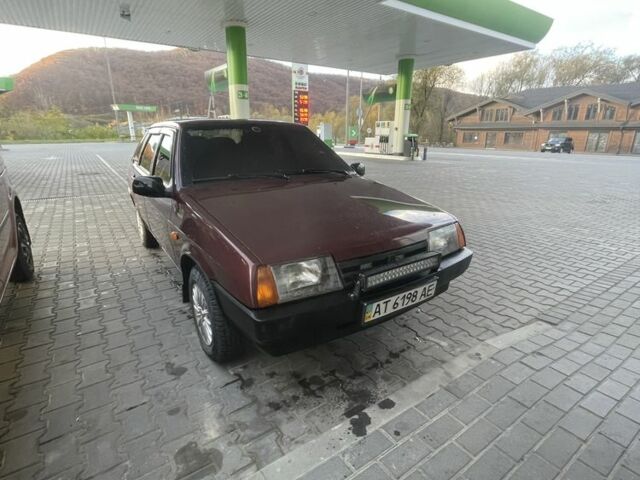 Красный ВАЗ 21099, объемом двигателя 1.5 л и пробегом 186 тыс. км за 3019 $, фото 4 на Automoto.ua