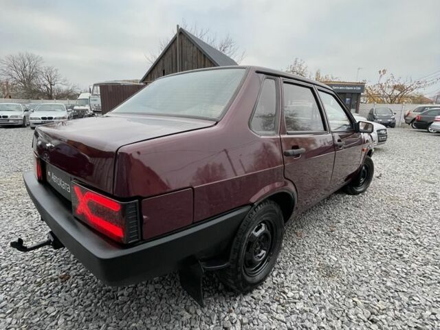 Червоний ВАЗ 21099, об'ємом двигуна 1.5 л та пробігом 250 тис. км за 2350 $, фото 3 на Automoto.ua