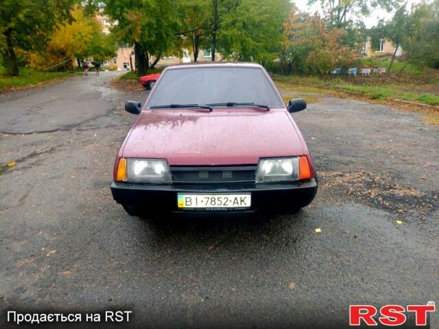 Красный ВАЗ 21099, объемом двигателя 1.5 л и пробегом 180 тыс. км за 1600 $, фото 4 на Automoto.ua