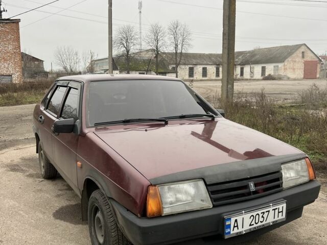 Красный ВАЗ 21099, объемом двигателя 1.5 л и пробегом 300 тыс. км за 1500 $, фото 5 на Automoto.ua