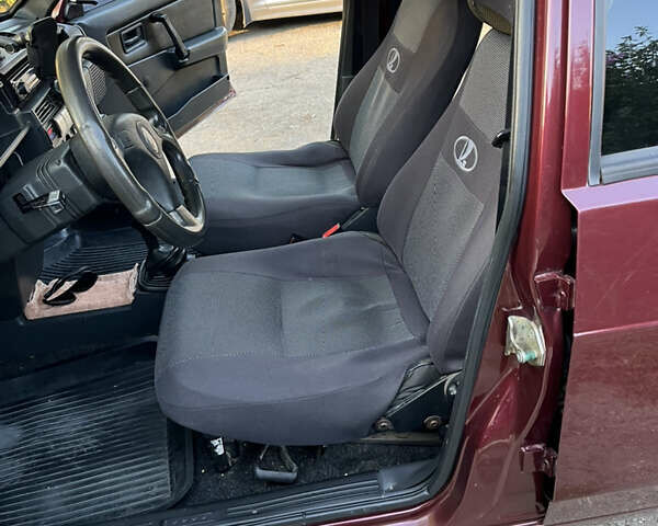 Червоний ВАЗ 21099, об'ємом двигуна 1.6 л та пробігом 135 тис. км за 2300 $, фото 5 на Automoto.ua