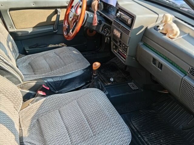 Красный ВАЗ 21099, объемом двигателя 1.5 л и пробегом 160 тыс. км за 1700 $, фото 1 на Automoto.ua