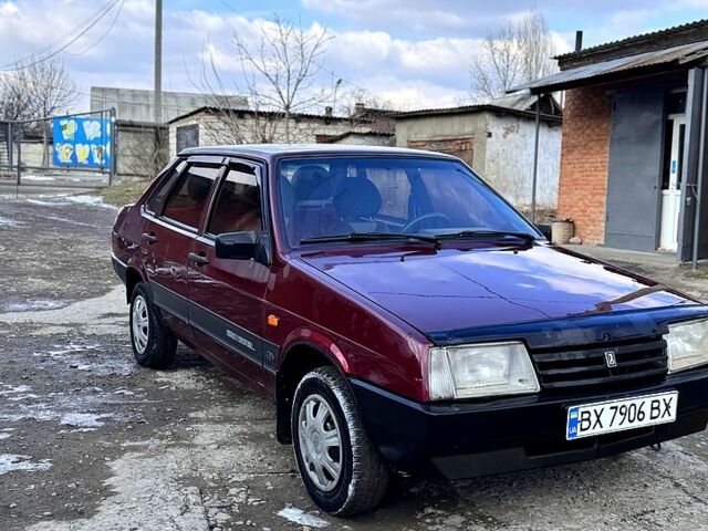 Красный ВАЗ 21099, объемом двигателя 1.5 л и пробегом 0 тыс. км за 1250 $, фото 1 на Automoto.ua