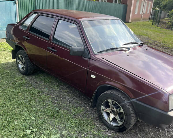 Красный ВАЗ 21099, объемом двигателя 1.5 л и пробегом 300 тыс. км за 1500 $, фото 5 на Automoto.ua