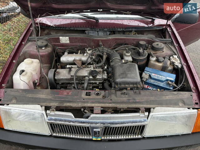 Красный ВАЗ 21099, объемом двигателя 1.6 л и пробегом 305 тыс. км за 1300 $, фото 7 на Automoto.ua