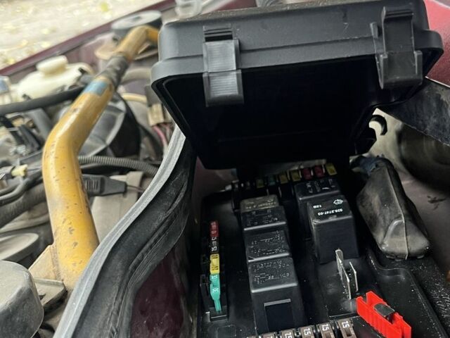 Красный ВАЗ 21099, объемом двигателя 1.5 л и пробегом 100 тыс. км за 798 $, фото 7 на Automoto.ua