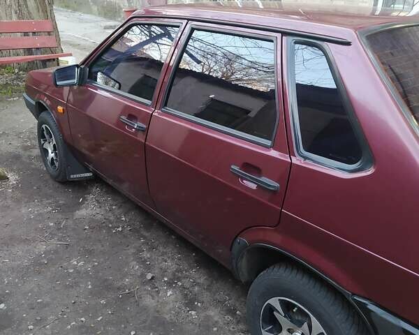 Червоний ВАЗ 21099, об'ємом двигуна 1.5 л та пробігом 110 тис. км за 3000 $, фото 1 на Automoto.ua