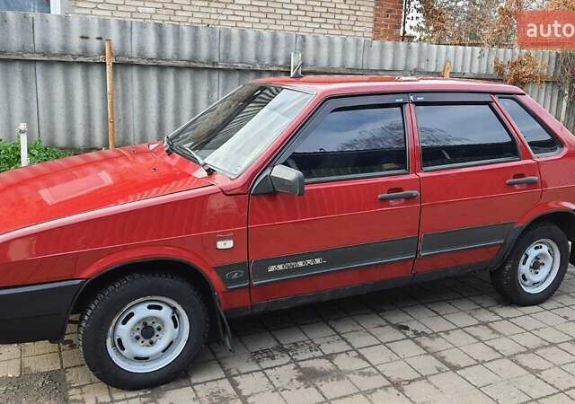 Красный ВАЗ 21099, объемом двигателя 1.5 л и пробегом 139 тыс. км за 1700 $, фото 1 на Automoto.ua