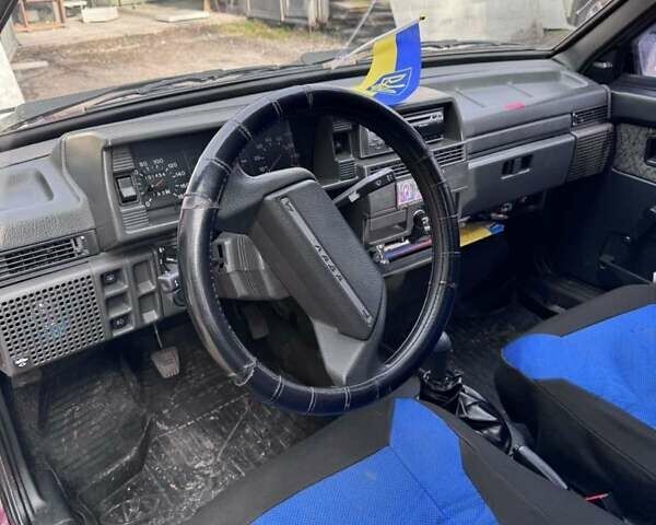 Красный ВАЗ 21099, объемом двигателя 1.5 л и пробегом 101 тыс. км за 2100 $, фото 4 на Automoto.ua