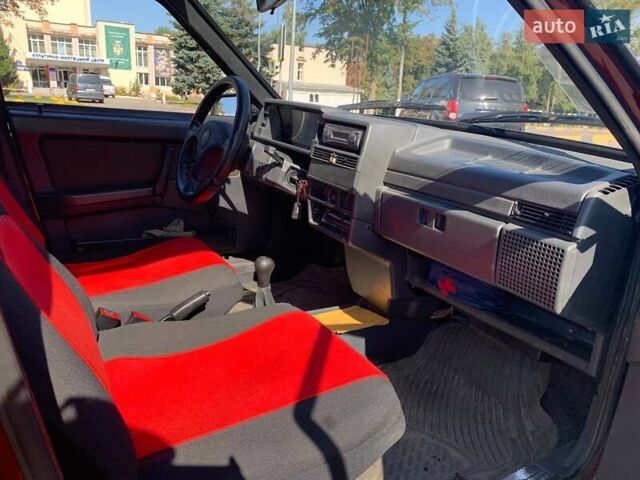 Красный ВАЗ 21099, объемом двигателя 1.5 л и пробегом 32 тыс. км за 3000 $, фото 6 на Automoto.ua