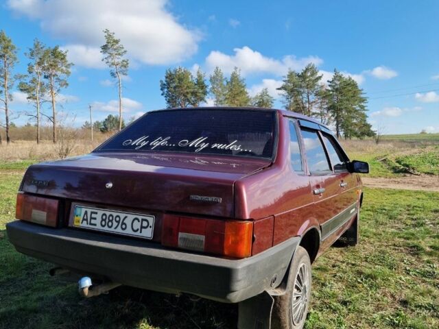 Червоний ВАЗ 21099, об'ємом двигуна 1.5 л та пробігом 189 тис. км за 1548 $, фото 3 на Automoto.ua