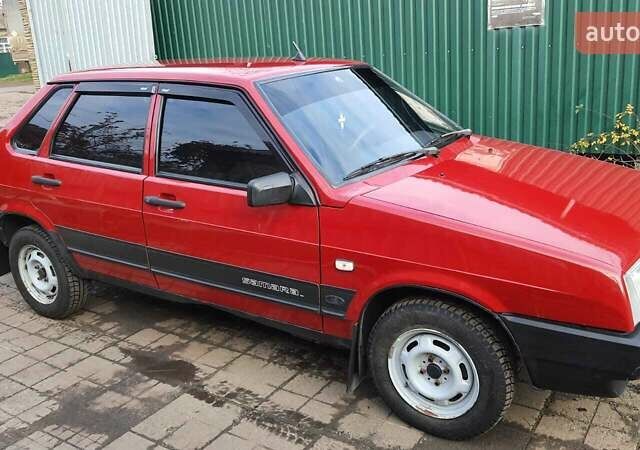 Красный ВАЗ 21099, объемом двигателя 1.5 л и пробегом 139 тыс. км за 1700 $, фото 3 на Automoto.ua