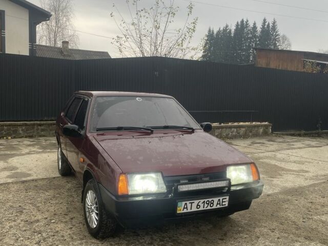 Красный ВАЗ 21099, объемом двигателя 1.5 л и пробегом 186 тыс. км за 3019 $, фото 1 на Automoto.ua