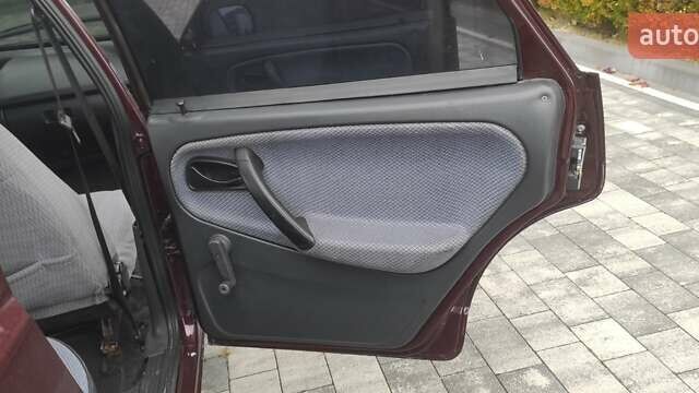 Красный ВАЗ 21099, объемом двигателя 1.6 л и пробегом 260 тыс. км за 1400 $, фото 3 на Automoto.ua