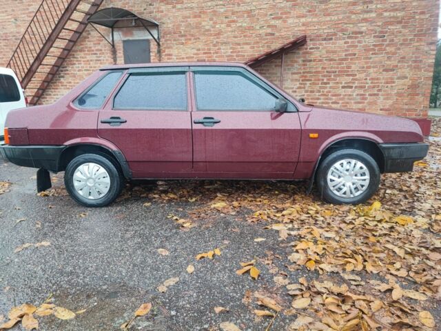 Червоний ВАЗ 21099, об'ємом двигуна 1.6 л та пробігом 215 тис. км за 2100 $, фото 3 на Automoto.ua