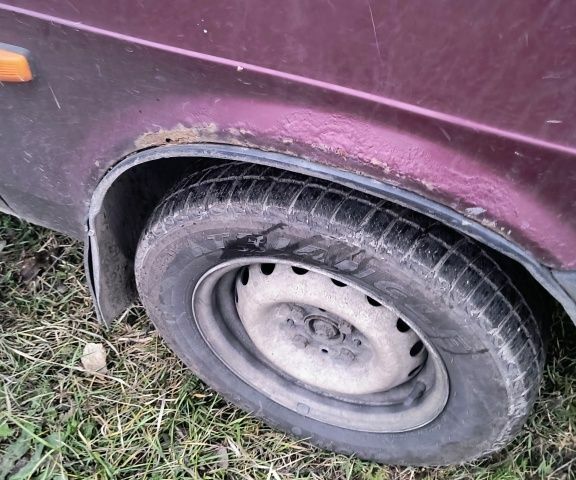 Красный ВАЗ 21099, объемом двигателя 1.6 л и пробегом 270 тыс. км за 830 $, фото 5 на Automoto.ua