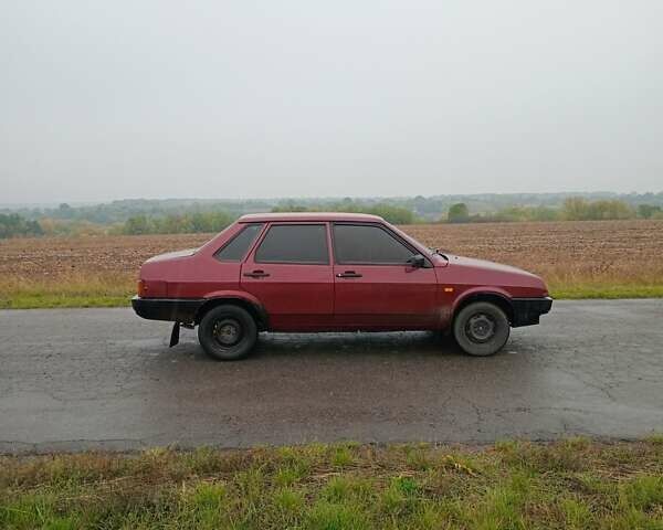 Красный ВАЗ 21099, объемом двигателя 1.5 л и пробегом 90 тыс. км за 1500 $, фото 5 на Automoto.ua