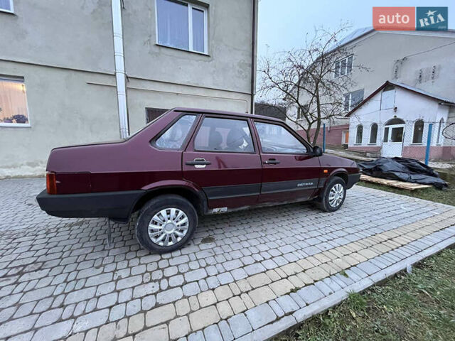 Красный ВАЗ 21099, объемом двигателя 1.6 л и пробегом 140 тыс. км за 1650 $, фото 2 на Automoto.ua